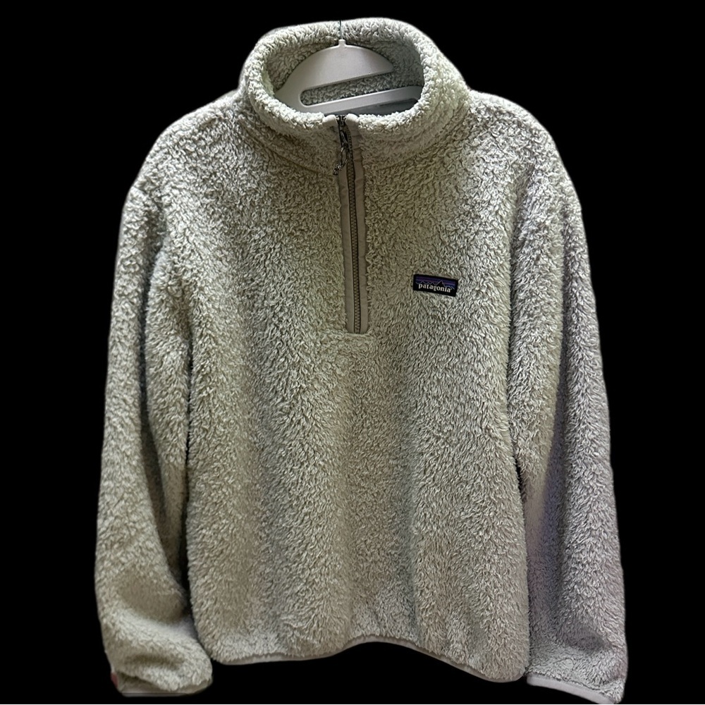 Patagonia Women’s  1/4  Zip Up Fleece Sweater Size M